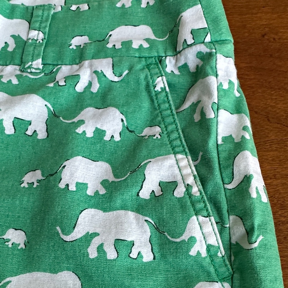 LOFT Green and White Elephant Patterned Shorts - Picture 7 of 8